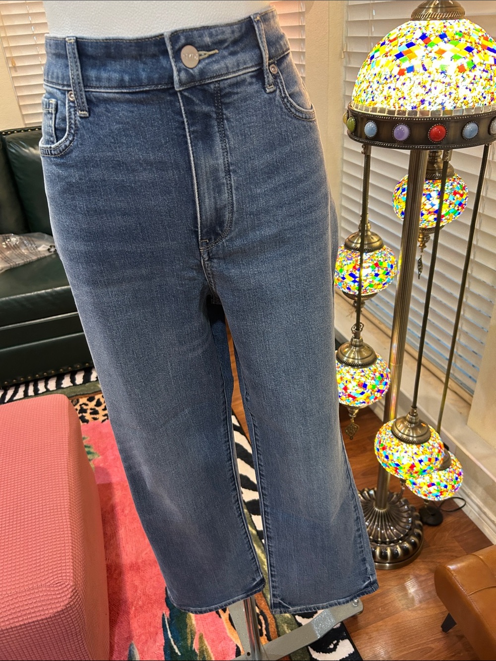 Women's Relaxed Straight Jeans in Medium Blue
